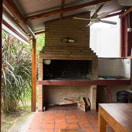 Feliza Hostel Villa Carlos Paz Bagian luar foto