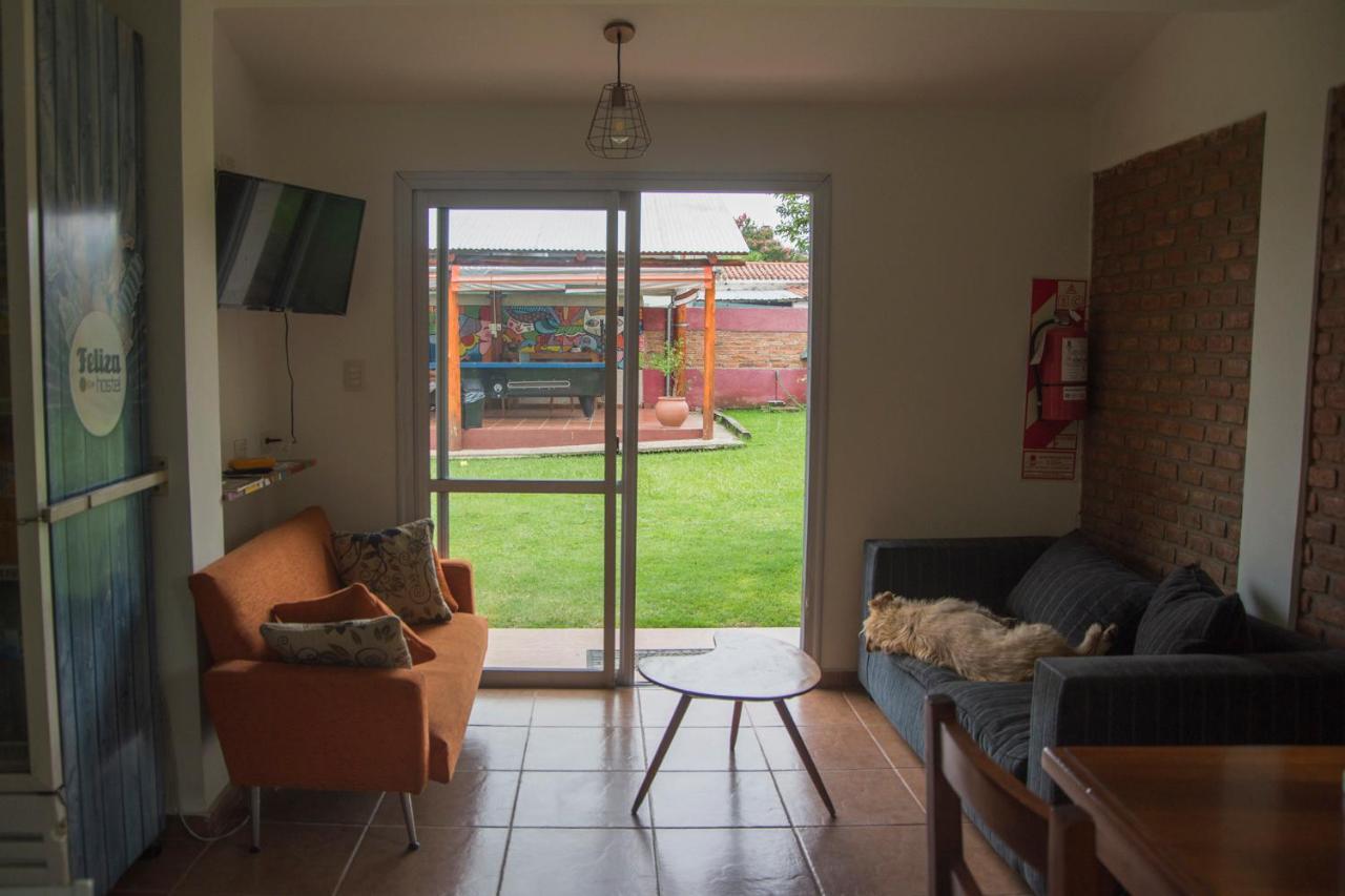 Feliza Hostel Villa Carlos Paz Bagian luar foto