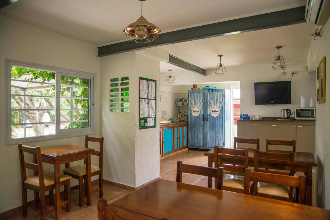 Feliza Hostel Villa Carlos Paz Bagian luar foto