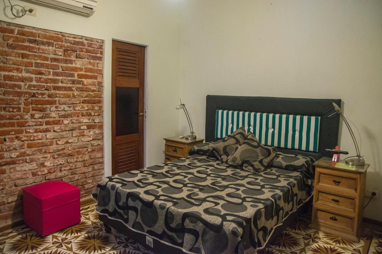 Feliza Hostel Villa Carlos Paz Bagian luar foto