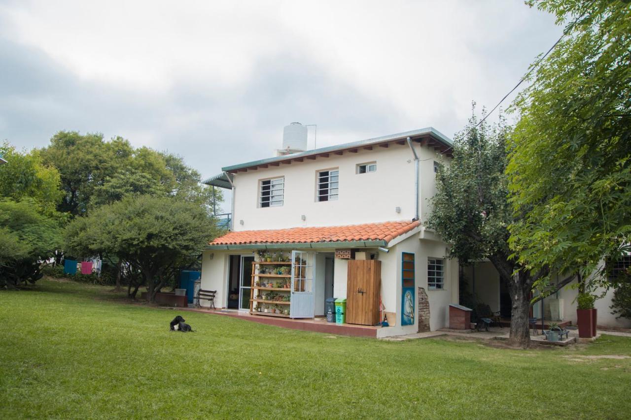 Feliza Hostel Villa Carlos Paz Bagian luar foto